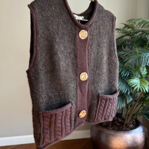 Vest mouwloos gouden knoop - chocoladebruin