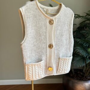 Vest mouwloos gouden knoop - beige