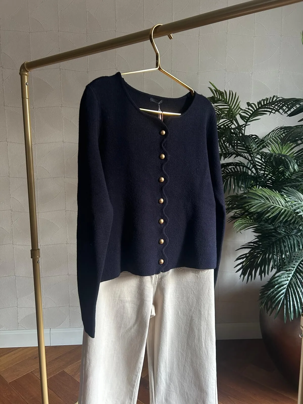 5565baab-d7e4-45f9-a2be-9d81e87a055c